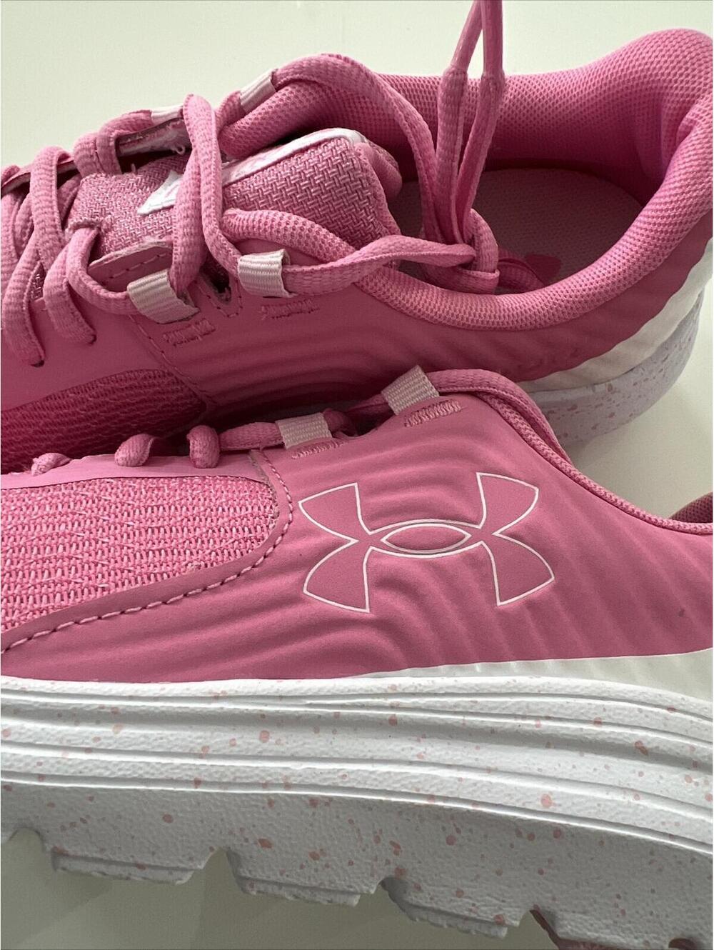 Under Armour $55 UA GGS Outhustle Print, Size 3.5 Youth, Color Pink - Picture 2 of 4